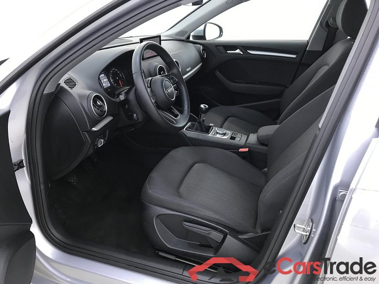 Audi A3 SB 1.0 TFSI FaceLift Xenon Navi PDC Klima #5