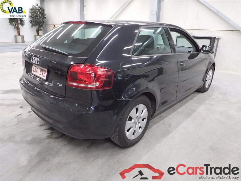 AUDI A3 1.6TDIE 105PK ATTRACTION #2