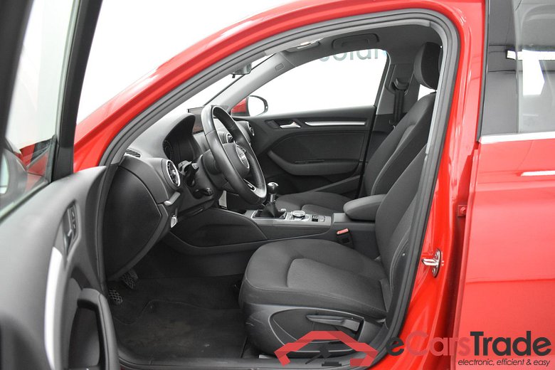 Audi A3 1.6 TDI Virtual Xenon Navi Camera Klima PDC ... #5