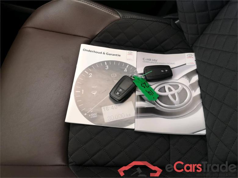 Toyota C-HR \'16 Toyota C-HR 1.8 Hybrid Executive automaat 5d #4