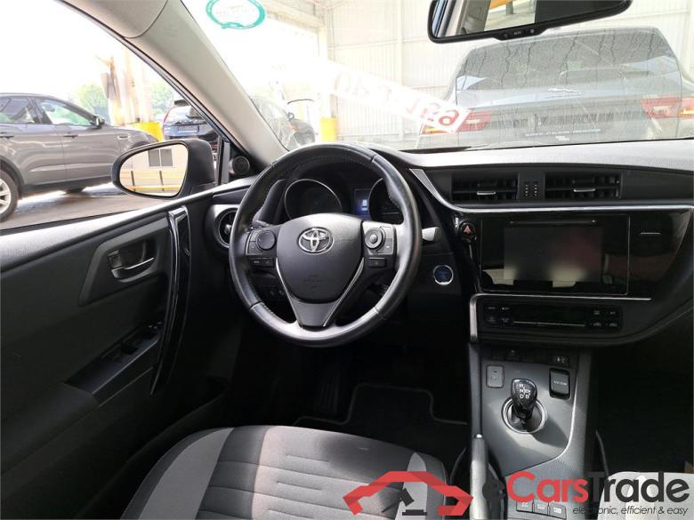 TOYOTA AURIS TOURING SPORTS - 2015 1.8i HSD Business Plus E-CVT Sonso #5