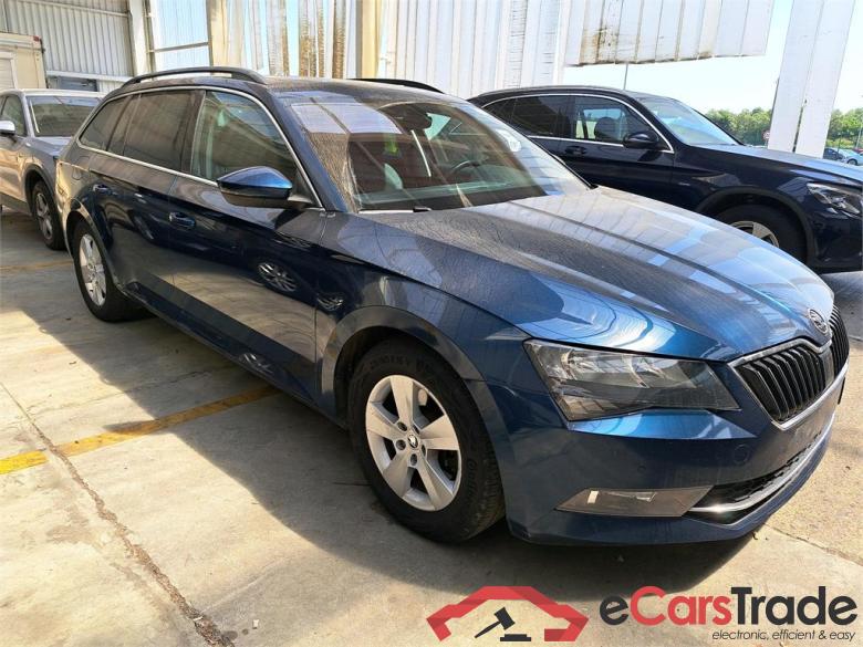 SKODA SUPERB COMBI DIESEL - 2015 1.6 CR TDi Ambition DSG GPS Confort #3