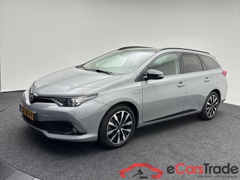 TOYOTA Auris Touring Sports 1.8 Hybrid Energy Plus #1