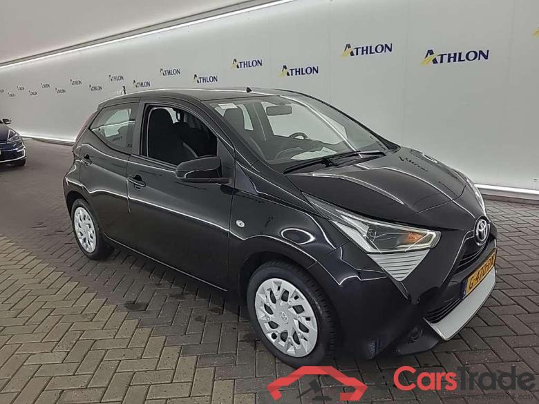 TOYOTA Aygo 1.0 VVT-i x-play 5D 53kW #2