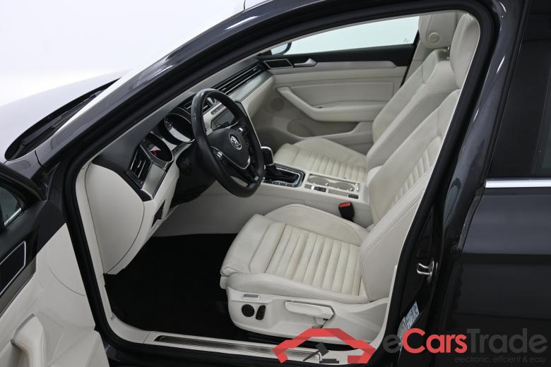 Volkswagen Passat 1.6 TDi Aut. Highline Pano LED-Xenon Navi Sport-Leather KeylessGo Klima PDC ... #5
