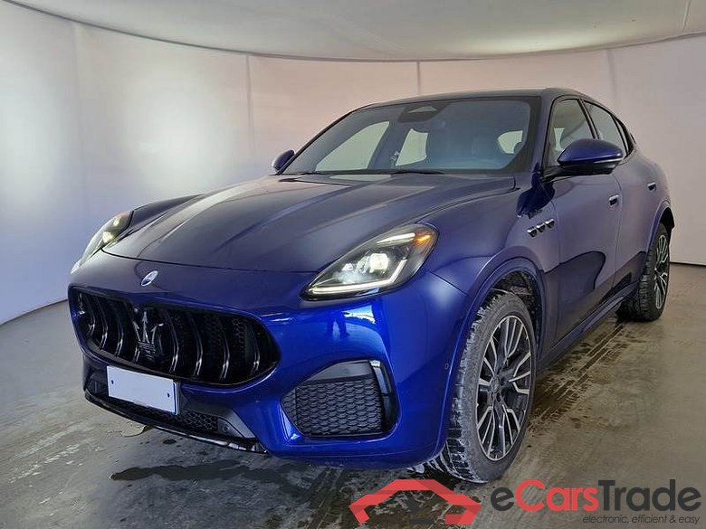 Maserati 4 MASERATI GRECALE / 2022 / 5P / SUV 2.0 330CV MHEV MODENA Q4 AUTO