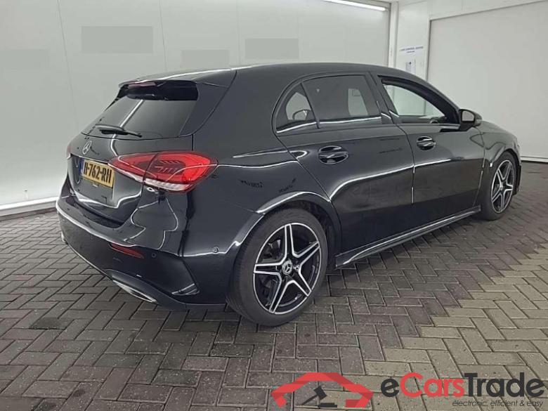 Mercedes A 160 i AMG Night Widescreen LED-Xenon Ambient Navi Sport-Leather-Alcantara Camera KeylessGo Klima PDC ... #3