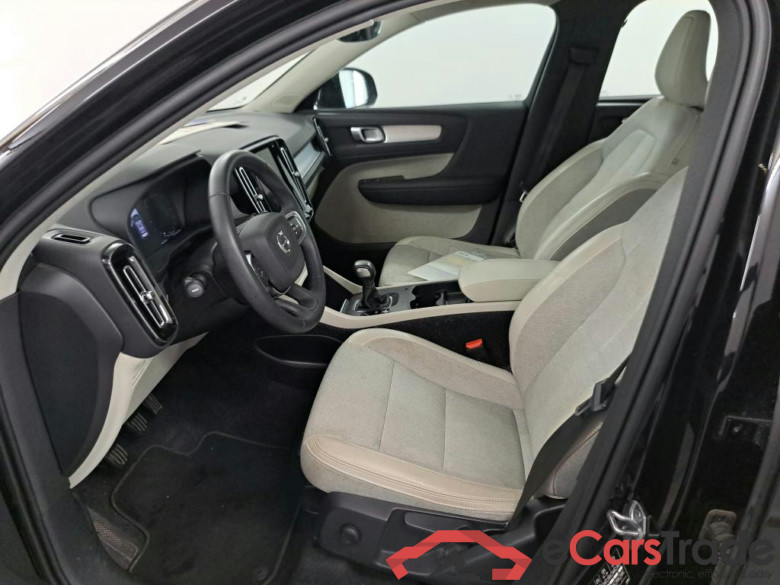 Volvo XC40 2.0 D3 Momentum Pro LED-Xenon Virtual 1/2 Leather Navi KeylessGo Klima PDC ... #5