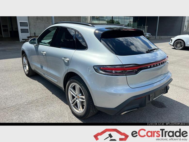 PORSCHE Macan Macan (MY23) #3