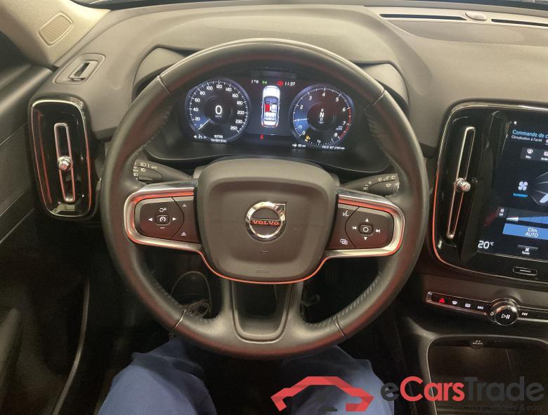 VOLVO XC40 1.5 T3 Inscription Geartronic #6