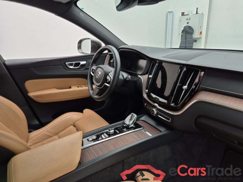 VOLVO XC60 2.0 B4 INSCRIPTION 4WD AUT #3
