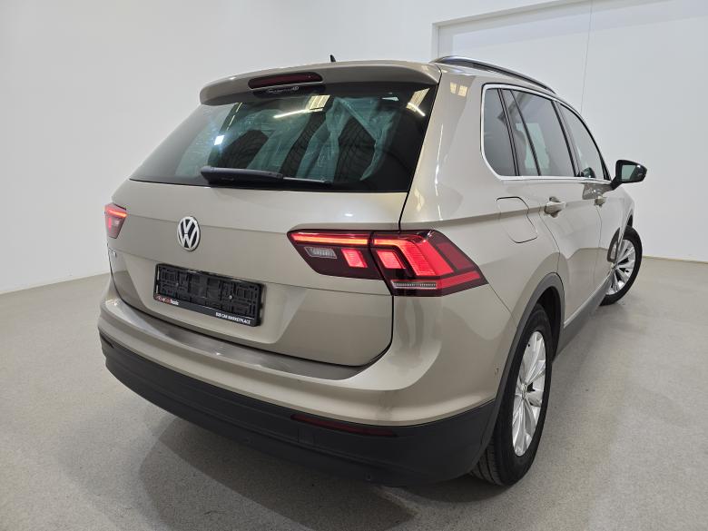 Volkswagen Tiguan 1.4 TSI Pano Navi Klima PDC ... #4