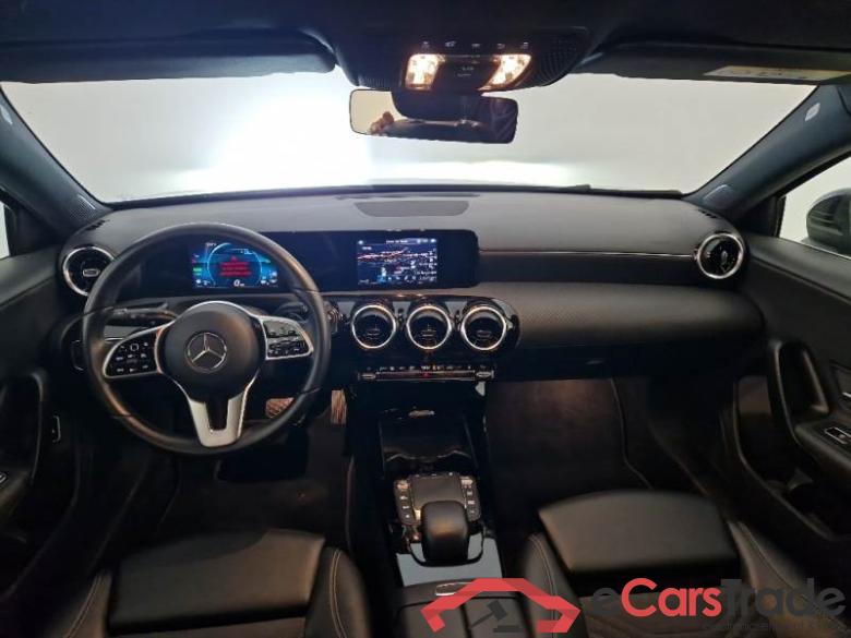 Mercedes 250E MERCEDES-BENZ CLASSE A / 2018 / 5P / BERLINA A 250 E EQ-POWER BUSINESS EXTRA #3