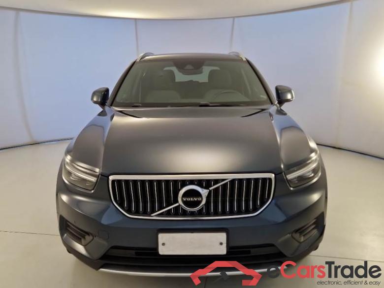 Volvo 235 VOLVO XC40 / 2017 / 5P / SUV T4 PLUG-IN HYBRID AUTO RECH INSCRIP EXPR #6