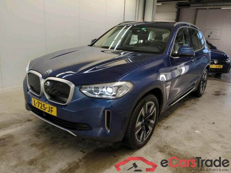 BMW iX3 Executive #1