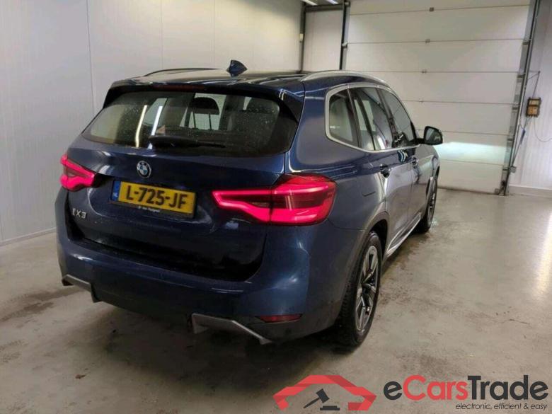 BMW iX3 Executive #2