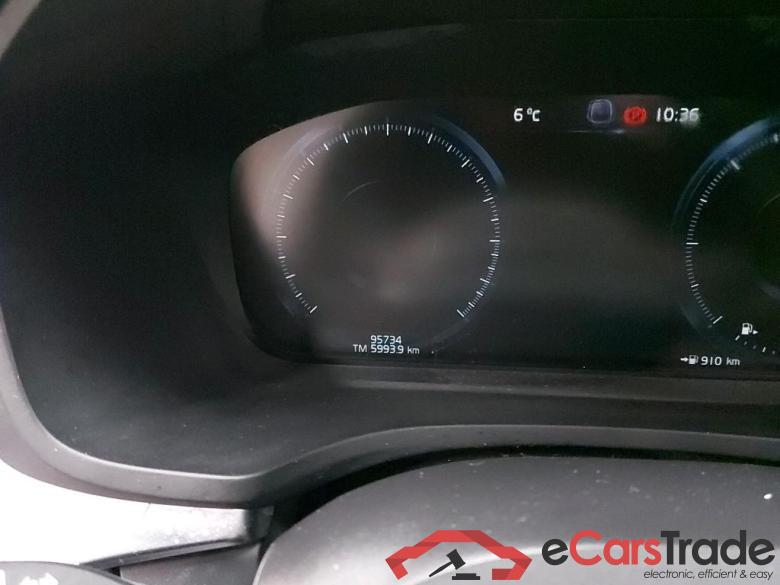 VOLVO - VOL V60 D3 150PK Momentum Pro Pack Intellisafe Pro & Winter Plus & Park Assist Camera #5