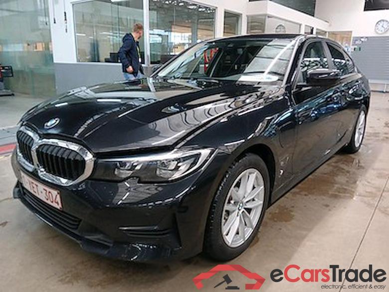 BMW 3 - 2019 330eA PHEV Business Plus #1