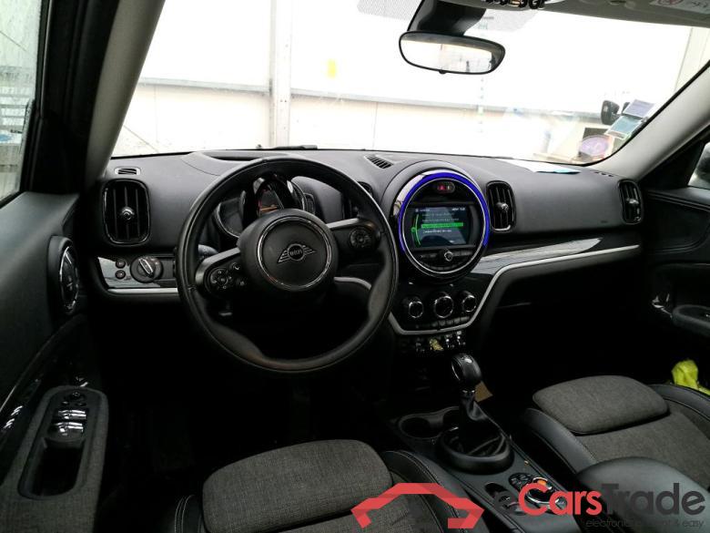 Mini Cooper SE ALL4 Busi Design 136+88ch BVA6 MINI Countryman / 2016 / 5P / Crossover Cooper SE ALL4 Busi Design 136+88ch BVA6 #5