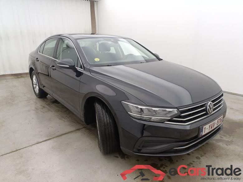 Volkswagen Passat 2.0 TDI 90kW Style DSG 4d #2