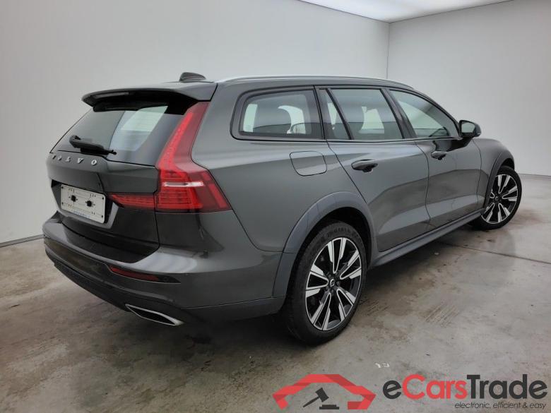 Volvo V60 Cross Country D4 4x4 Geartronic Cross Country Pro 5d #5