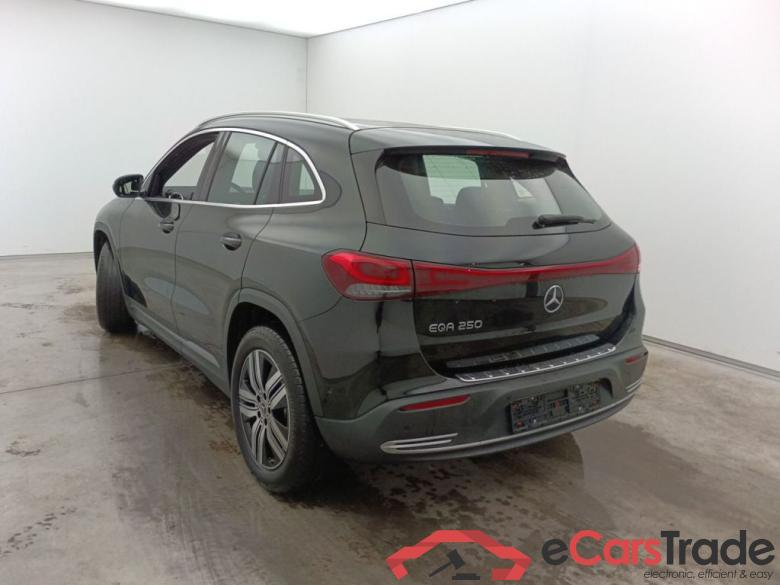 MERCEDES EQA (H293) 66.5 kWh EQA 250 Luxury Line 5d #3