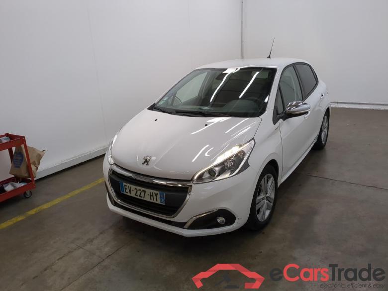 Peugeot Puretech 82 STYLE 208 Style 1.2 PureTech 80CV BVM5 E6 #1