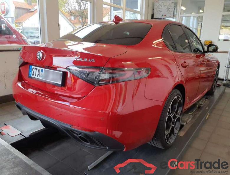 Alfa_romeo Competizione Q4 Giulia #4