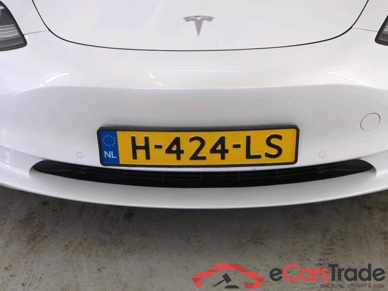 Tesla Model 3 '18 BEV Tesla Model 3 Standard Range Plus RWD 4d #5