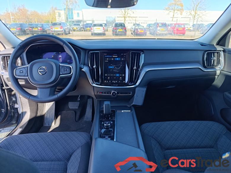 VOLVO V60 2.0 B4 Core #5