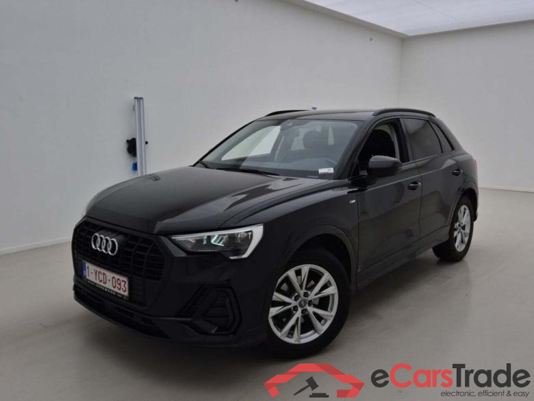 AUDI Q3 1.5 35 TFSI S-LINE S-TRONIC