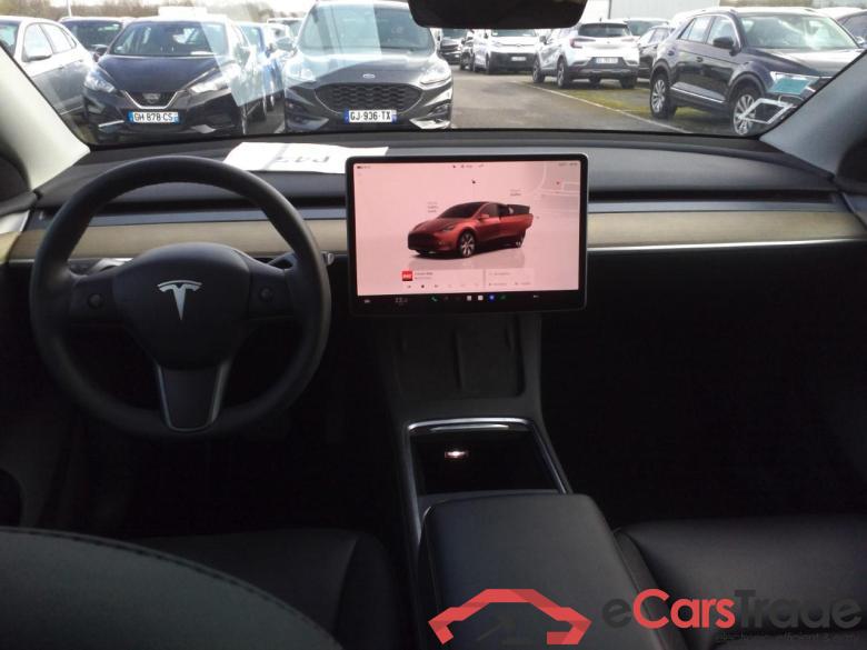 Tesla Model Y  Y Standard RWD #5