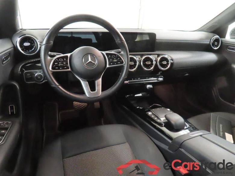 MERCEDES-BENZ CLA Shooting Brake 200 Bns Solution #3