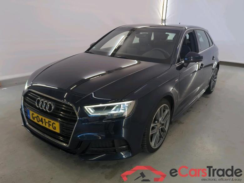 Audi A3 Sportback 12-19 Audi A3 Sportback 35 TFSI S tronic Advance Sport 5d #1