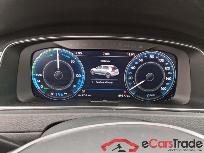 VOLKSWAGEN e-Golf e-Dition #5