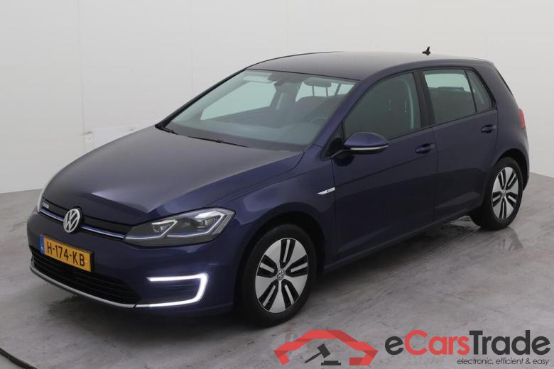 VOLKSWAGEN e-Golf  #1