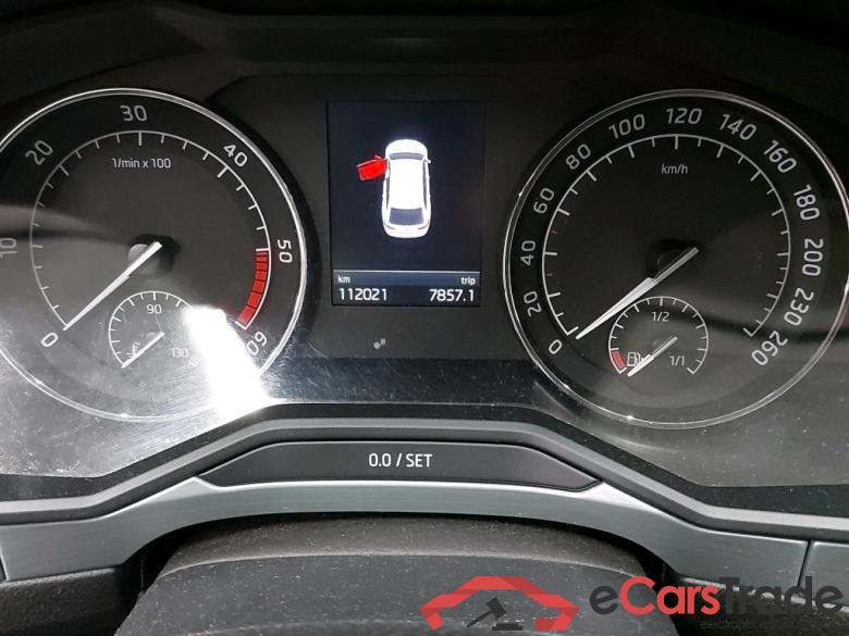 SKODA - SKO SUPERB COMBI CRTDI 120PK Ambition Pack Corporate & Heated Seats & PDC Front & Rear #5