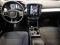 preview Volvo XC40 #2