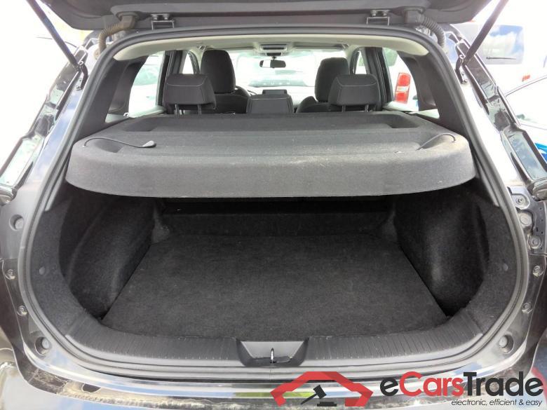 NISSAN Qashqai  Mild Hybrid 140 ch Business Edition #4