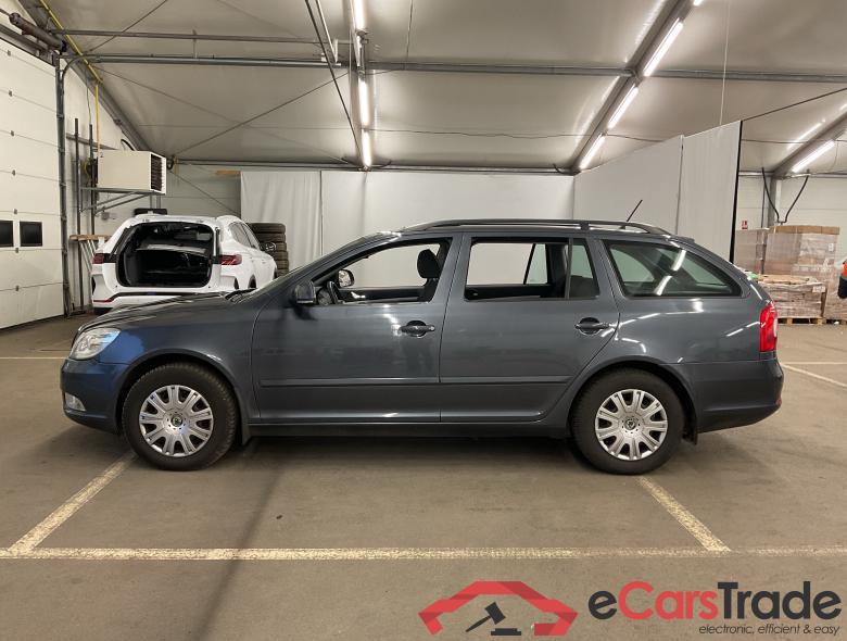 SKODA Octavia Combi O COMBI A5 AMB 1,6 CR DSG 105CV #4