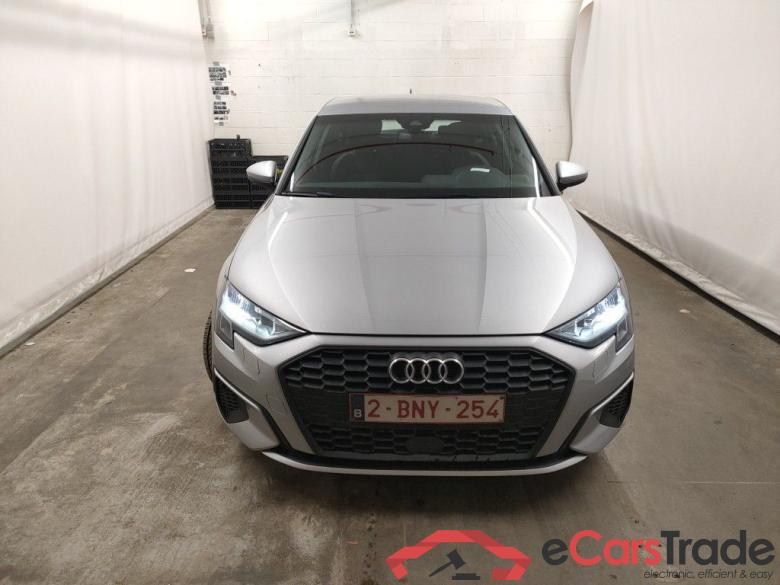 Audi A3 Sportback 2.0 30 TDi 85kW S tronic Attraction B.E. 5d #1