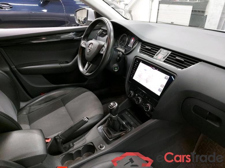 SKODA - SKO OCTAVIA COMBI TSI GreenTec 115PK Style Pack Ultimate Plus & Removable Trailer Hook  * PETROL * #3