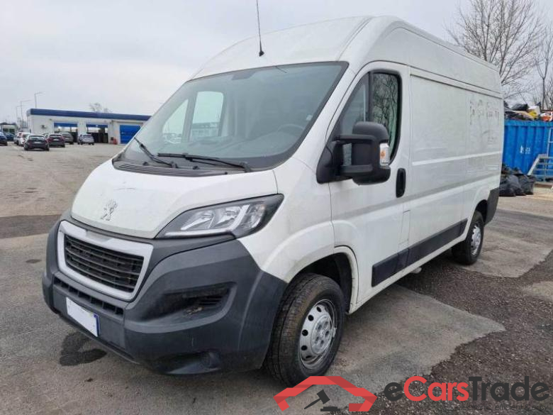 Peugeot 79 PEUGEOT BOXER / 2014 / 4P / FURGONE 335 L2H2 2.0 BLUEHDI 130CV