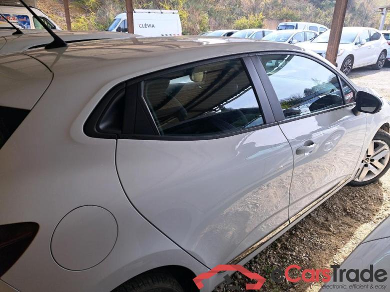 Renault Business Blue dCi 85 Clio V Business 1.5 dCi 85CV BVM6 E6dT #4