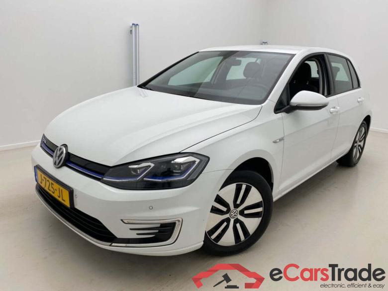 VOLKSWAGEN e-Golf e-Dition #1