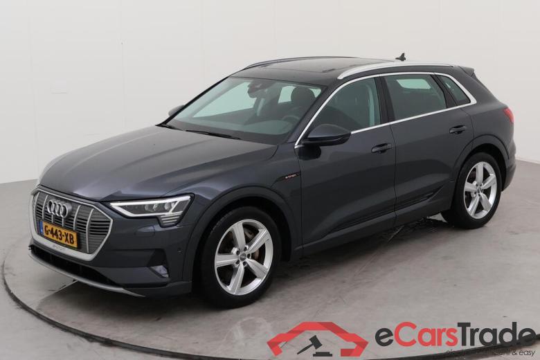 AUDI e-tron  #1