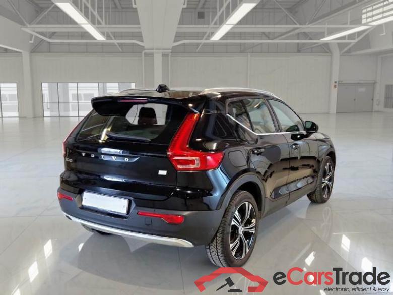 Volvo 81 VOLVO XC40 / 2017 / 5P / FUORISTRADA T4 PLUG-IN HYBRID AUTO RECHARGE INSCR N1 #2