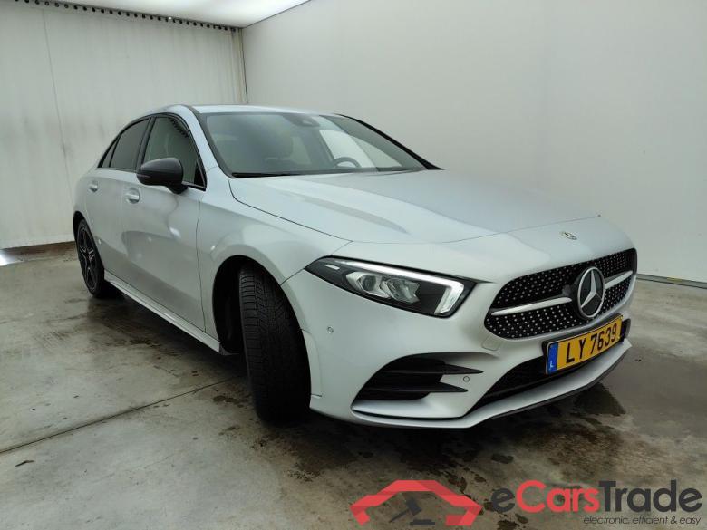 MERCEDES CLASSE A SEDAN DIESEL (V177) A 180 d 116 Business Solution 4d #2