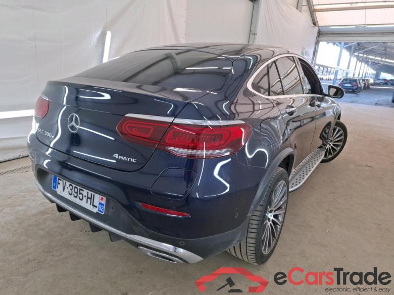 Mercedes GLC 300 e AMG Line 4Matic MERCEDES-BENZ GLC Coupe / 2019 / 5P / Coupé GLC 300 e AMG Line 4Matic #3