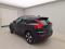 preview Volvo XC40 #2